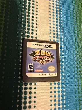 Nintendo DS Zoo Hospital Cartridge - Blue and Cream Label